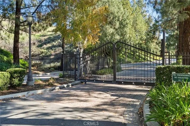 $1,450,000 | 25123 Barnhill Road, Saugus, CA 91350
