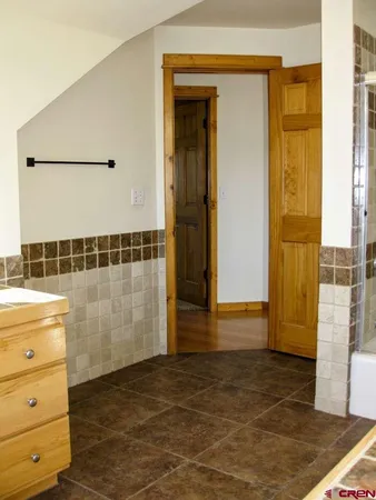 a view of a storage & utility room