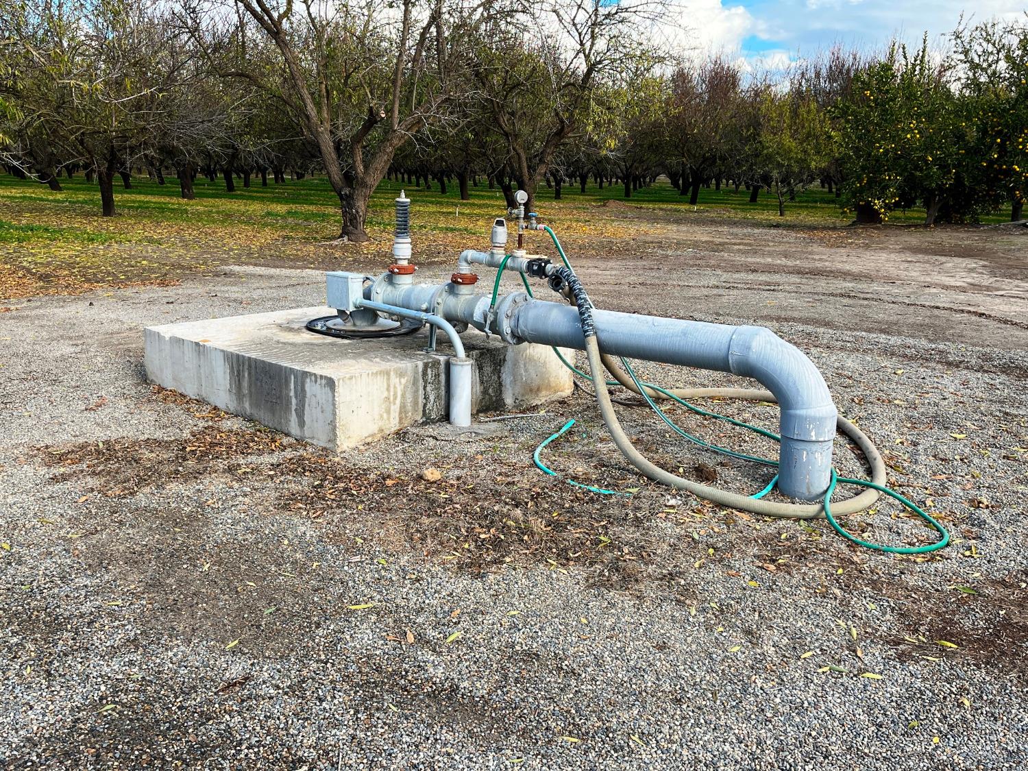 0 Eucalyptus Avenue Winton, CA 95388 - Photo 8 of 12 a view of a swimming pool with a patio