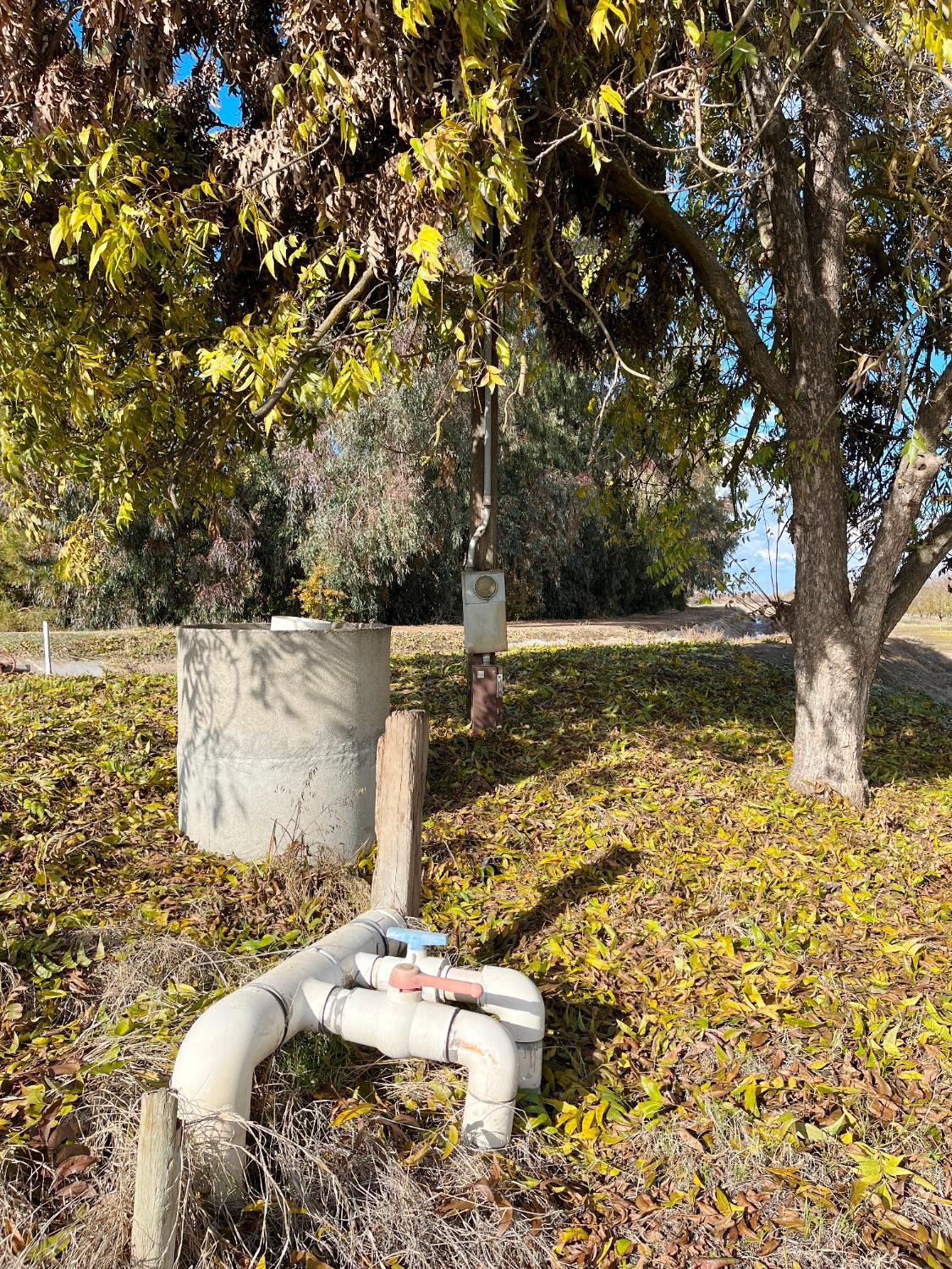 0 Eucalyptus Avenue Winton, CA 95388 - Photo 9 of 12 a balcony with table and chairs