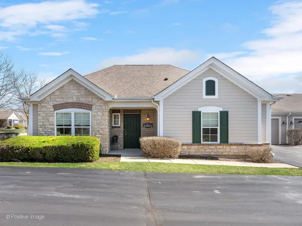 $349,000 | 23825 Dayfield Drive, Plainfield, IL 60586