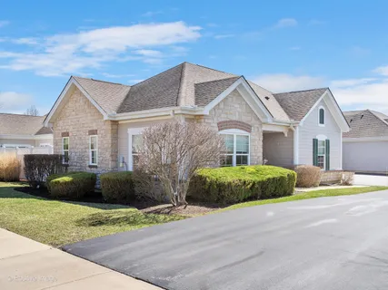 $349,000 | 23825 Dayfield Drive, Plainfield, IL 60586
