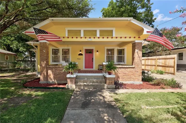 $3,200 | 1604 South Main Street, Georgetown, TX 78626
