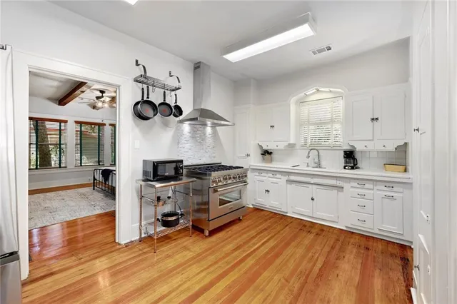 $3,200 | 1604 South Main Street, Georgetown, TX 78626