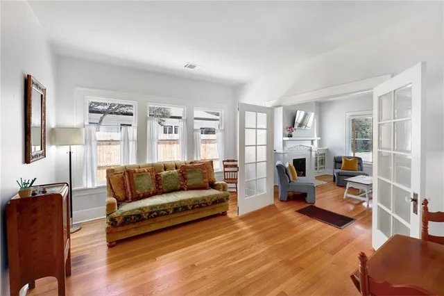 $3,200 | 1604 South Main Street, Georgetown, TX 78626