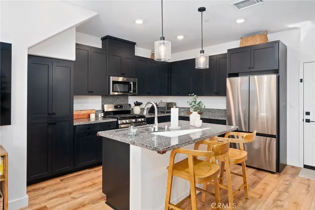 $599,000 | 3971 Lavine Way, Unit 103, Corona, CA 92883