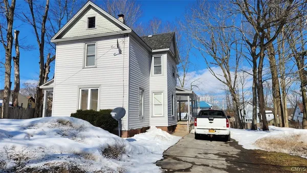 $111,300 | 409 Seneca Street, Fulton, NY 13069