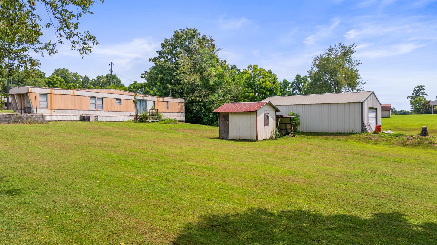 39 Hilltop Road Fayetteville, TN 37334 - Photo 2 of 31 Gallery Image 2