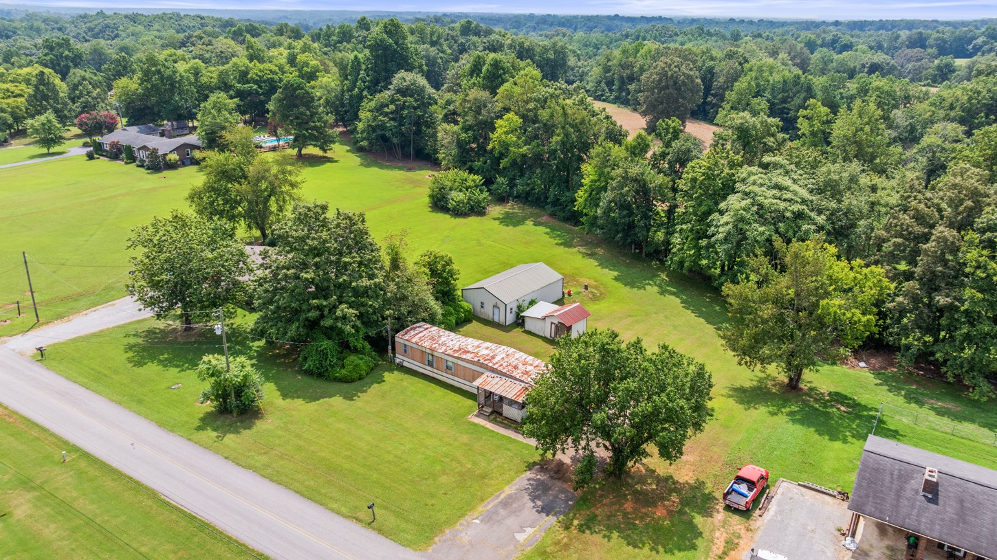 39 Hilltop Road Fayetteville, TN 37334 - Photo 5 of 31 Gallery Image 5