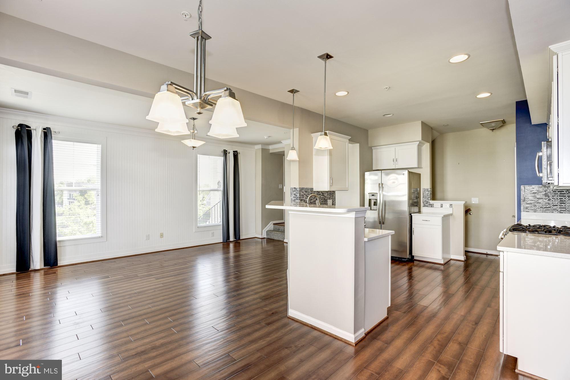 25253 Laureldale Terrace Chantilly, VA 20152 - Photo 17 of 39