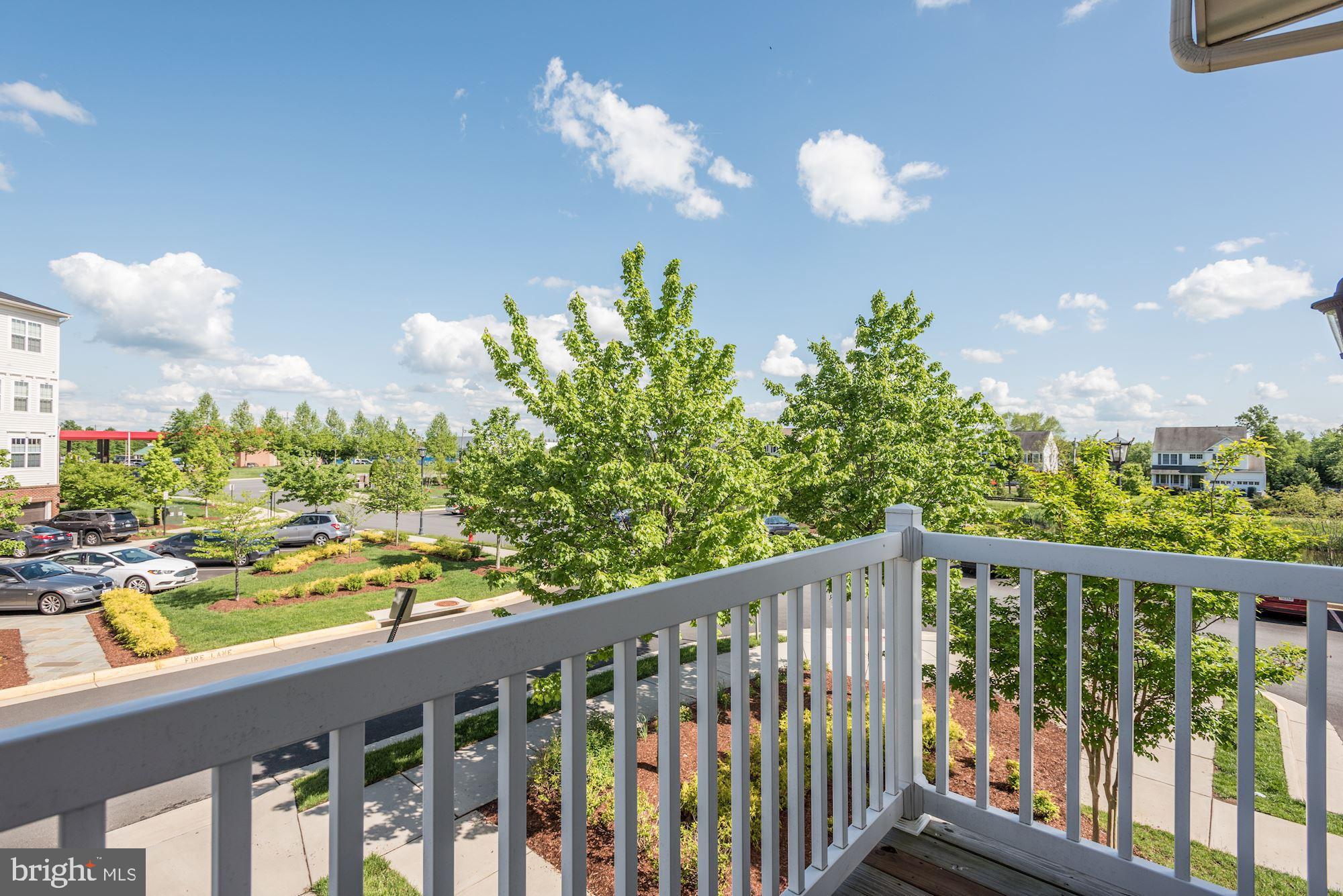 25253 Laureldale Terrace Chantilly, VA 20152 - Photo 23 of 39