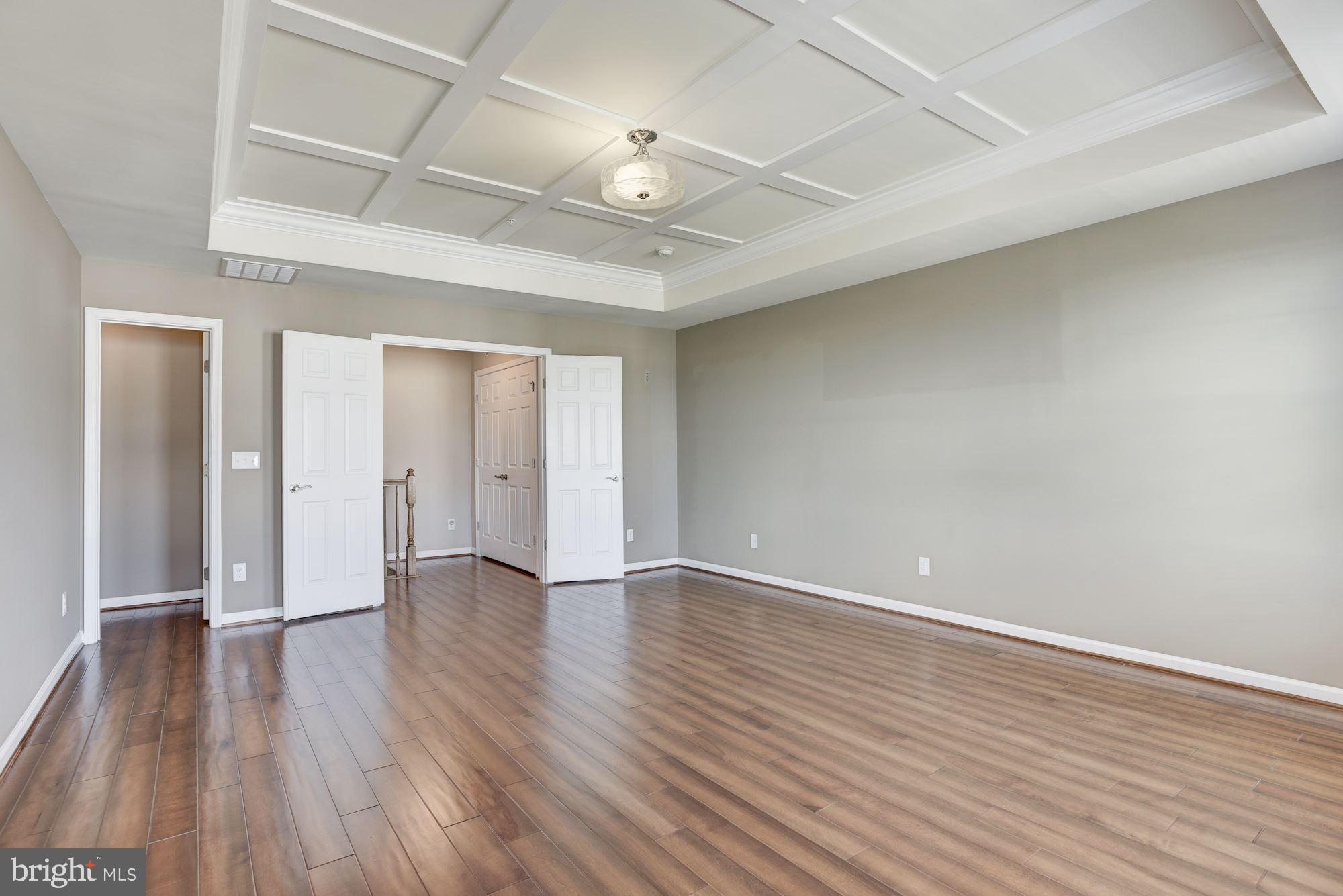 25253 Laureldale Terrace Chantilly, VA 20152 - Photo 32 of 39