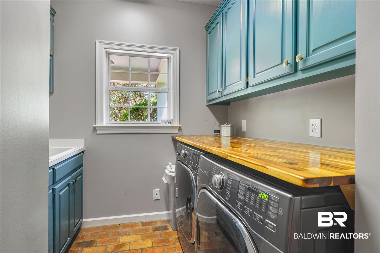 8810 West Winford Lane Mobile, AL 36619 - Photo 20 of 39