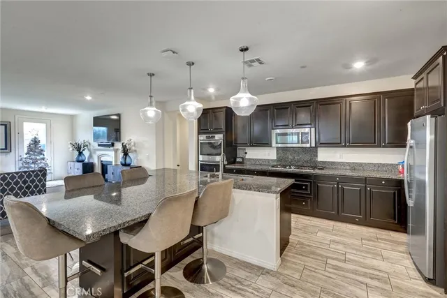 $1,049,000 | 5344 Starling Drive, Jurupa Valley, CA 91752