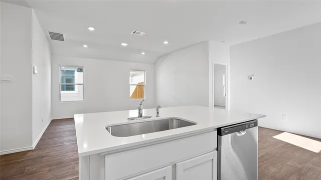 $267,720 | 132 Celosia Loop, Kyle, TX 78640