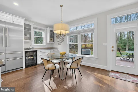 $1,695,000 | 3527 Valeview Drive, Oakton, VA 22124