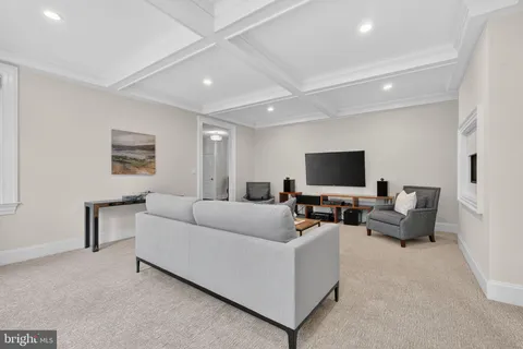 $1,695,000 | 3527 Valeview Drive, Oakton, VA 22124