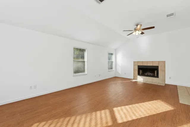 $2,250 | 7209 Oak Meadow Drive, Unit B, Austin, TX 78736