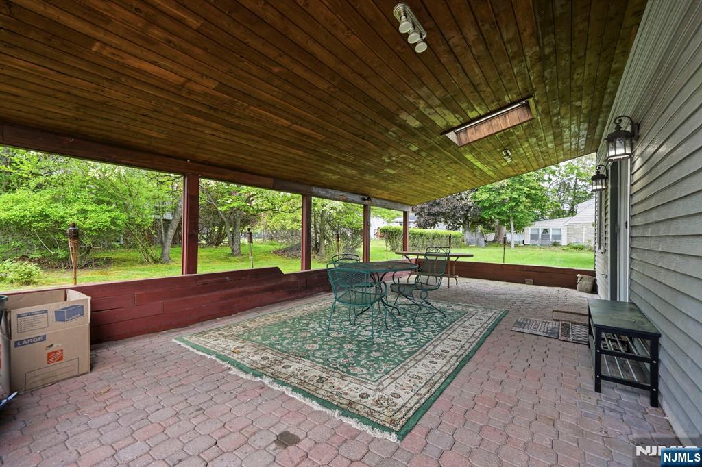 433 Tappan Road Northvale, NJ 07647 - Photo 32 of 39