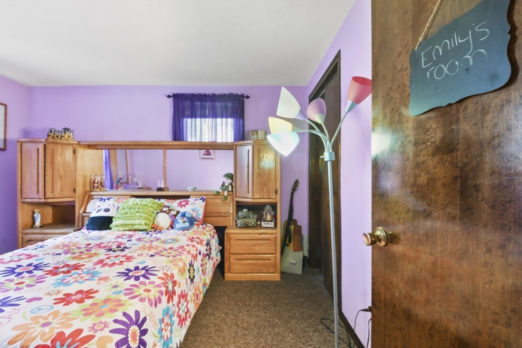 288 Norman Street Fall River, MA 02721 - Photo 11 of 33