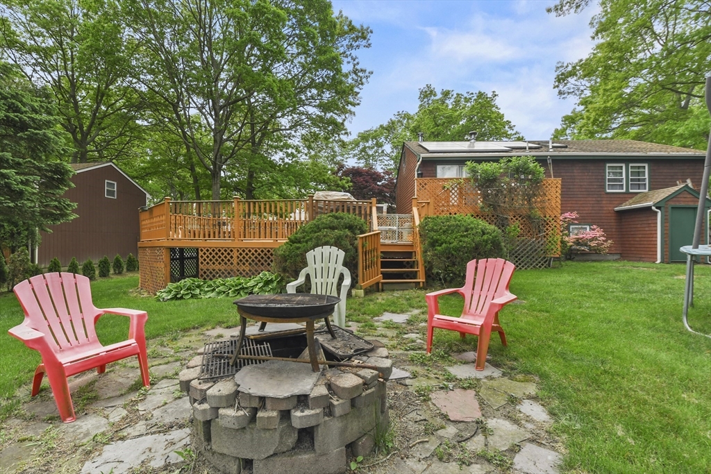 288 Norman Street Fall River, MA 02721 - Photo 28 of 33