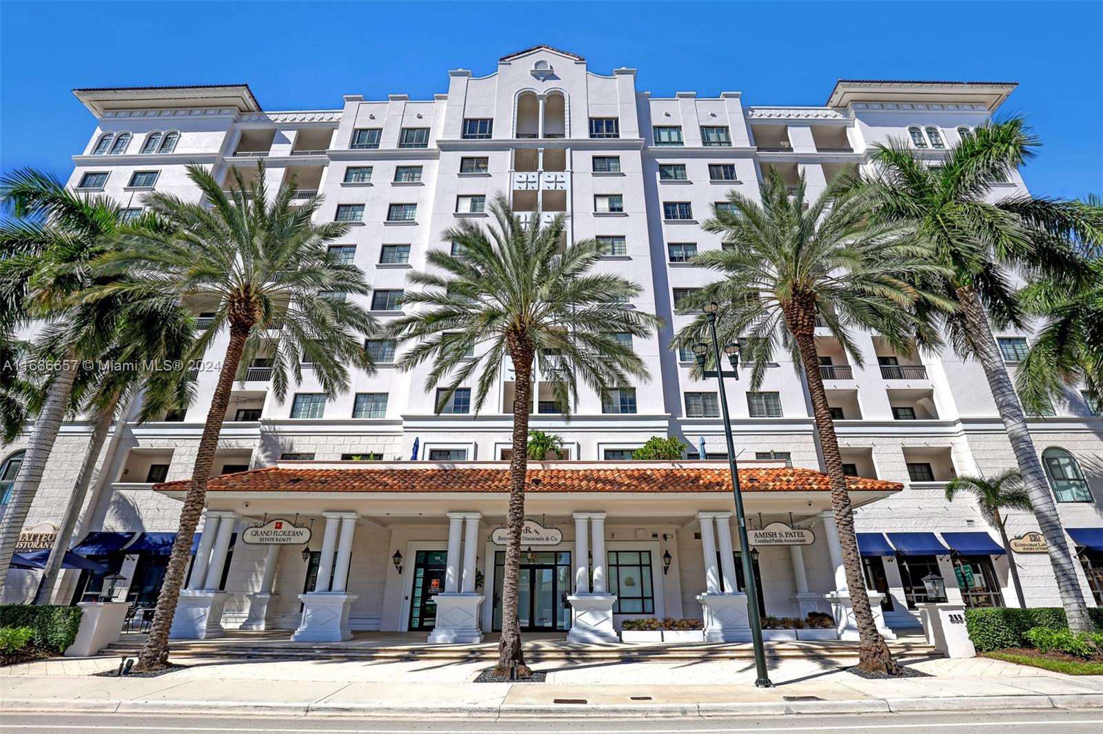 233 South Federal Highway, Unit LPH11 Boca Raton, FL 33432 - Photo 2 of 27