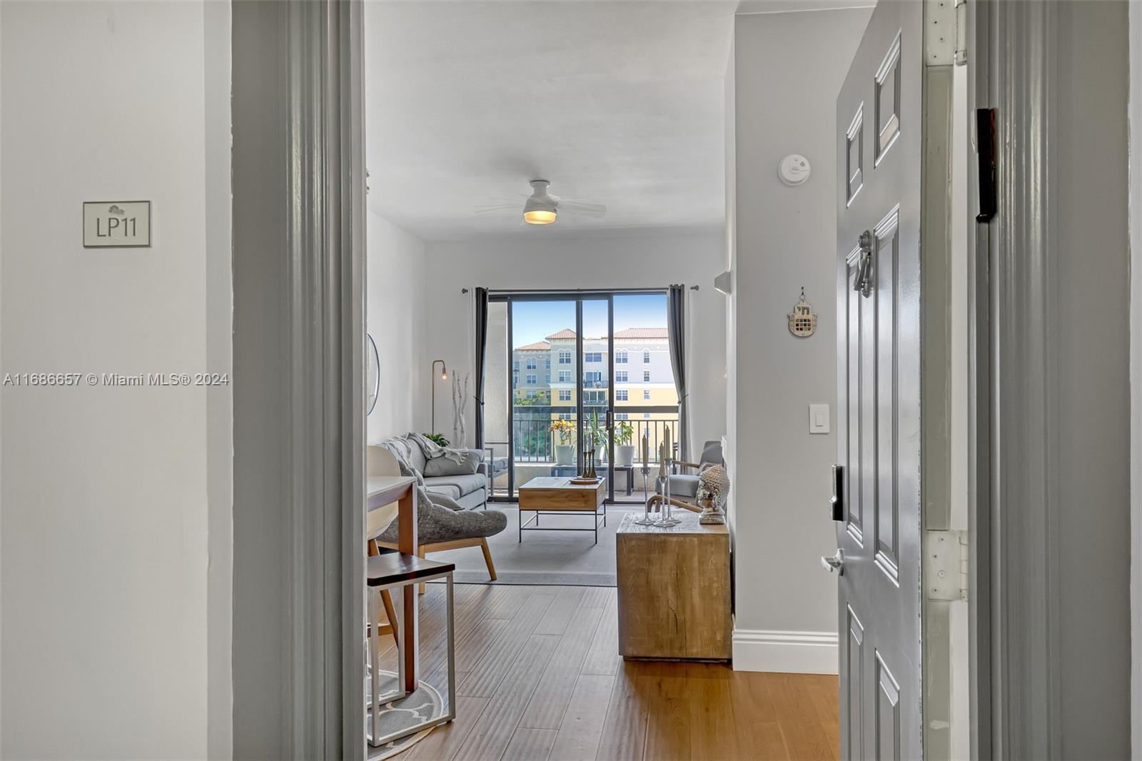 233 South Federal Highway, Unit LPH11 Boca Raton, FL 33432 - Photo 3 of 27