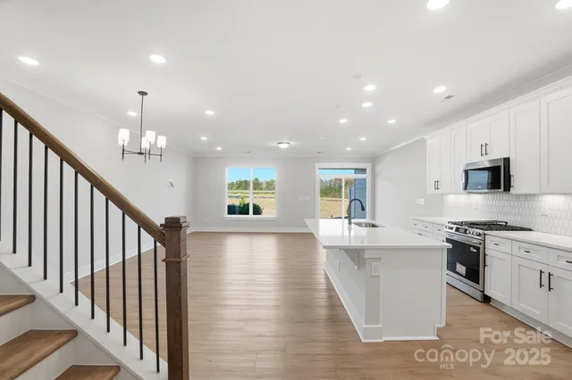 $432,500 | 406 Limelight Road, Waxhaw, NC 28173