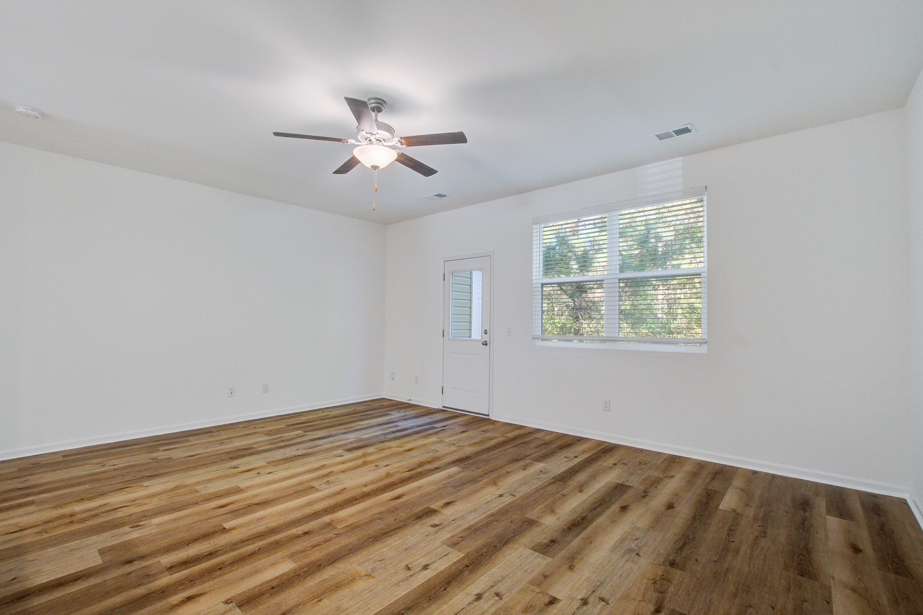 200 Woodward Road Goose Creek, SC 29445 - Photo 13 of 36 200 (14)