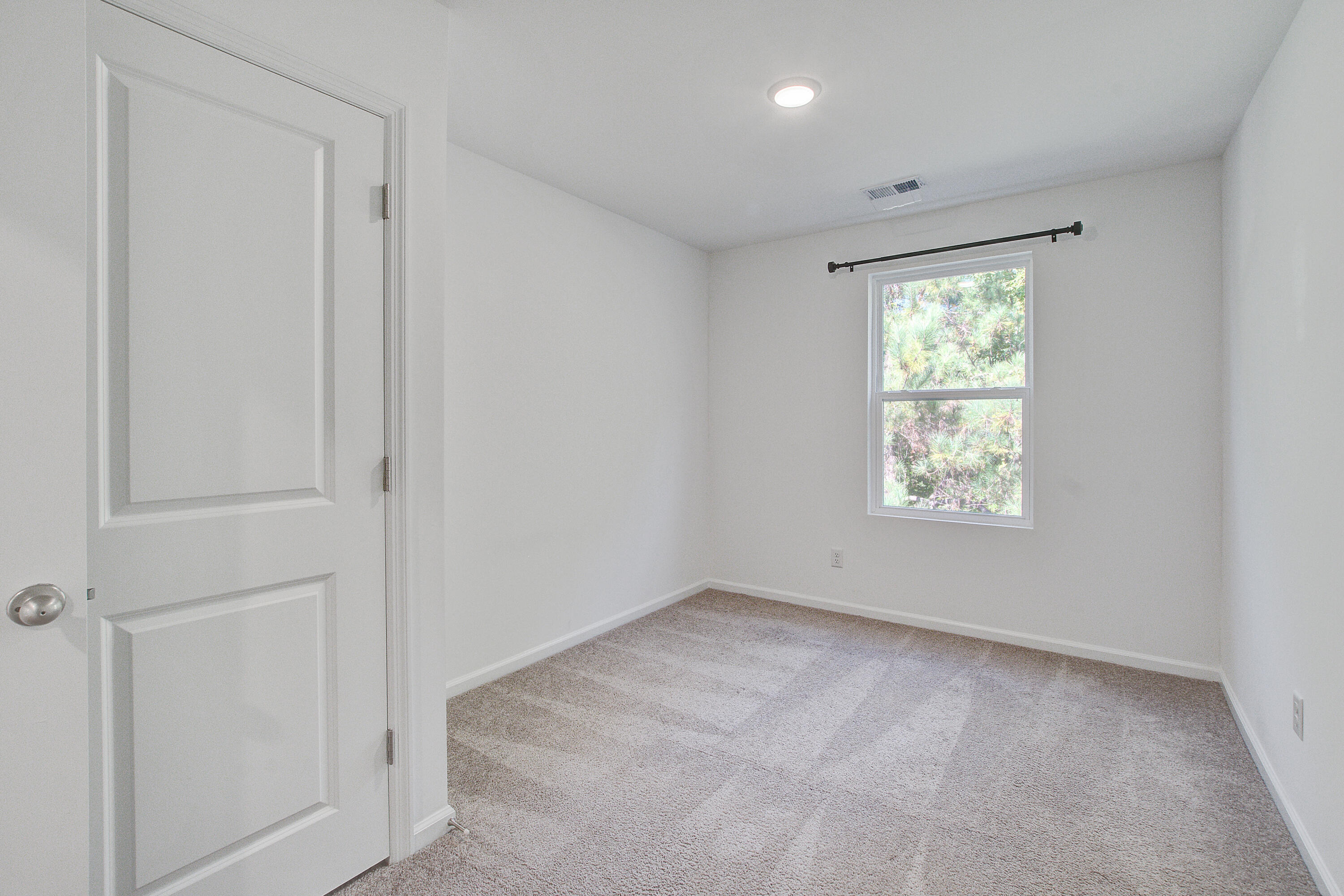 200 Woodward Road Goose Creek, SC 29445 - Photo 17 of 37 200 (20)