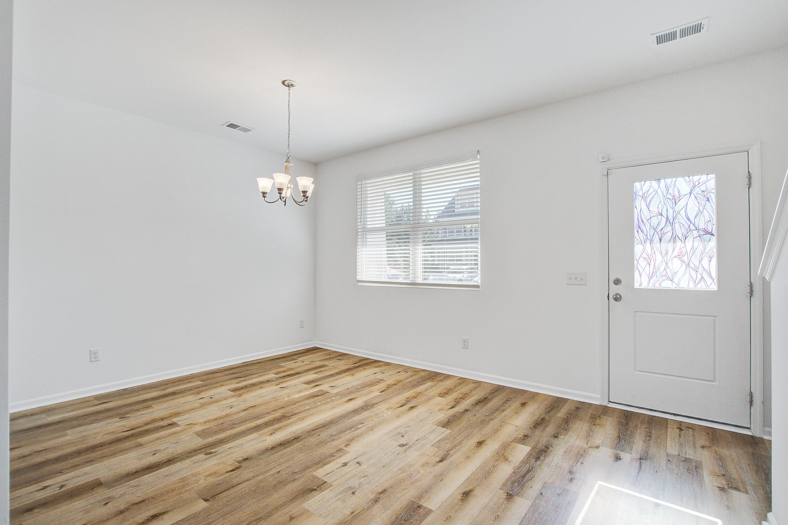 200 Woodward Road Goose Creek, SC 29445 - Photo 2 of 37 200 (5)