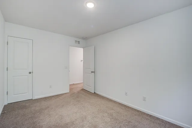 $2,150 | 200 Woodward Road, Goose Creek, SC 29445