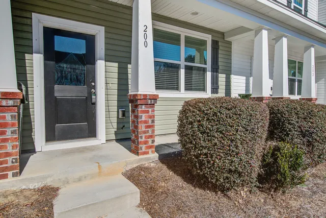 $2,150 | 200 Woodward Road, Goose Creek, SC 29445