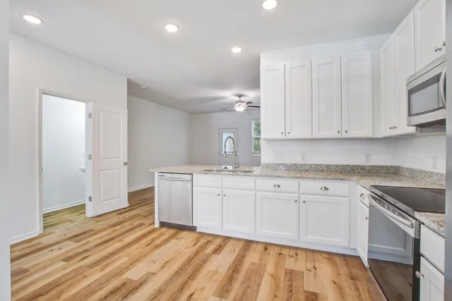 $2,150 | 200 Woodward Road, Goose Creek, SC 29445