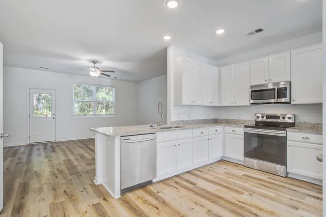 $1,995 | 200 Woodward Road, Goose Creek, SC 29445