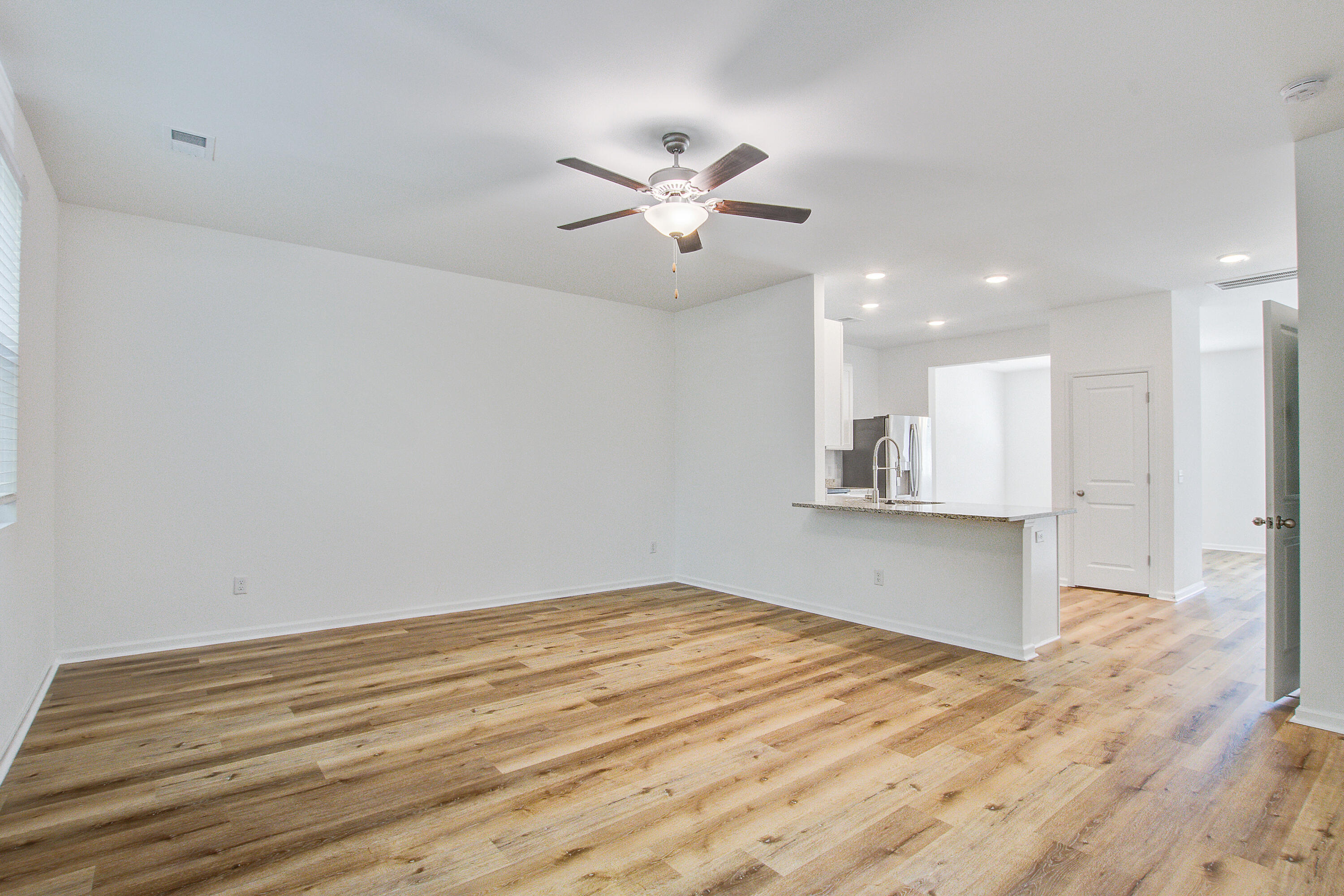 200 Woodward Road Goose Creek, SC 29445 - Photo 10 of 37 200 (13)