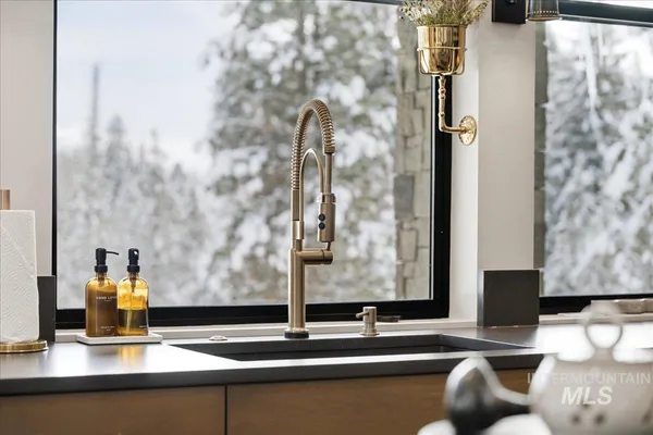 $2,399,000 | 18 Arnica Lane, McCall, ID 83638