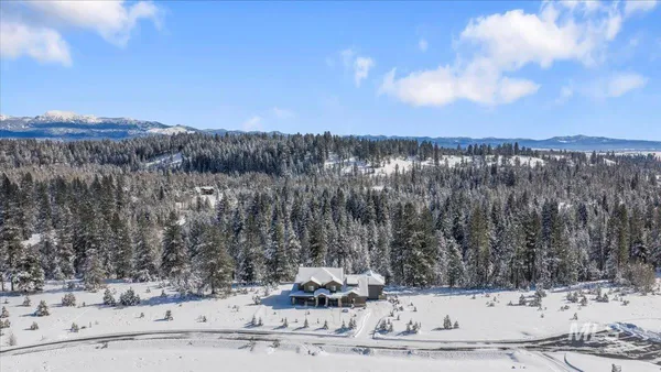 $2,399,000 | 18 Arnica Lane, McCall, ID 83638
