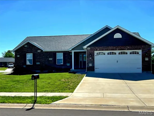 $349,777 | 13 Berkshire Court, Troy, MO 63379