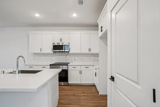 $564,990 | 6435 Jacinto Avenue, Sacramento, CA 95823