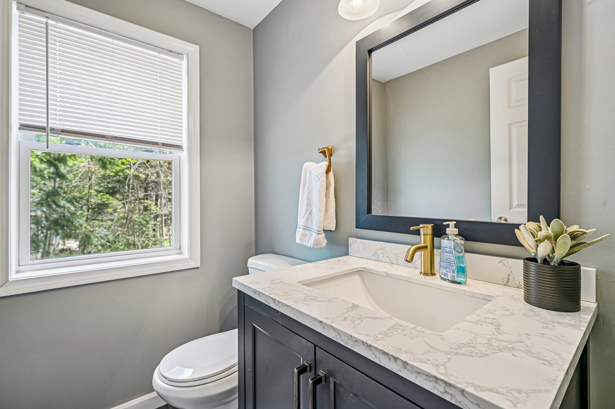 17 Seminole Road Hillsborough, NH 03244 - Photo 28 of 50 Gallery Image 28