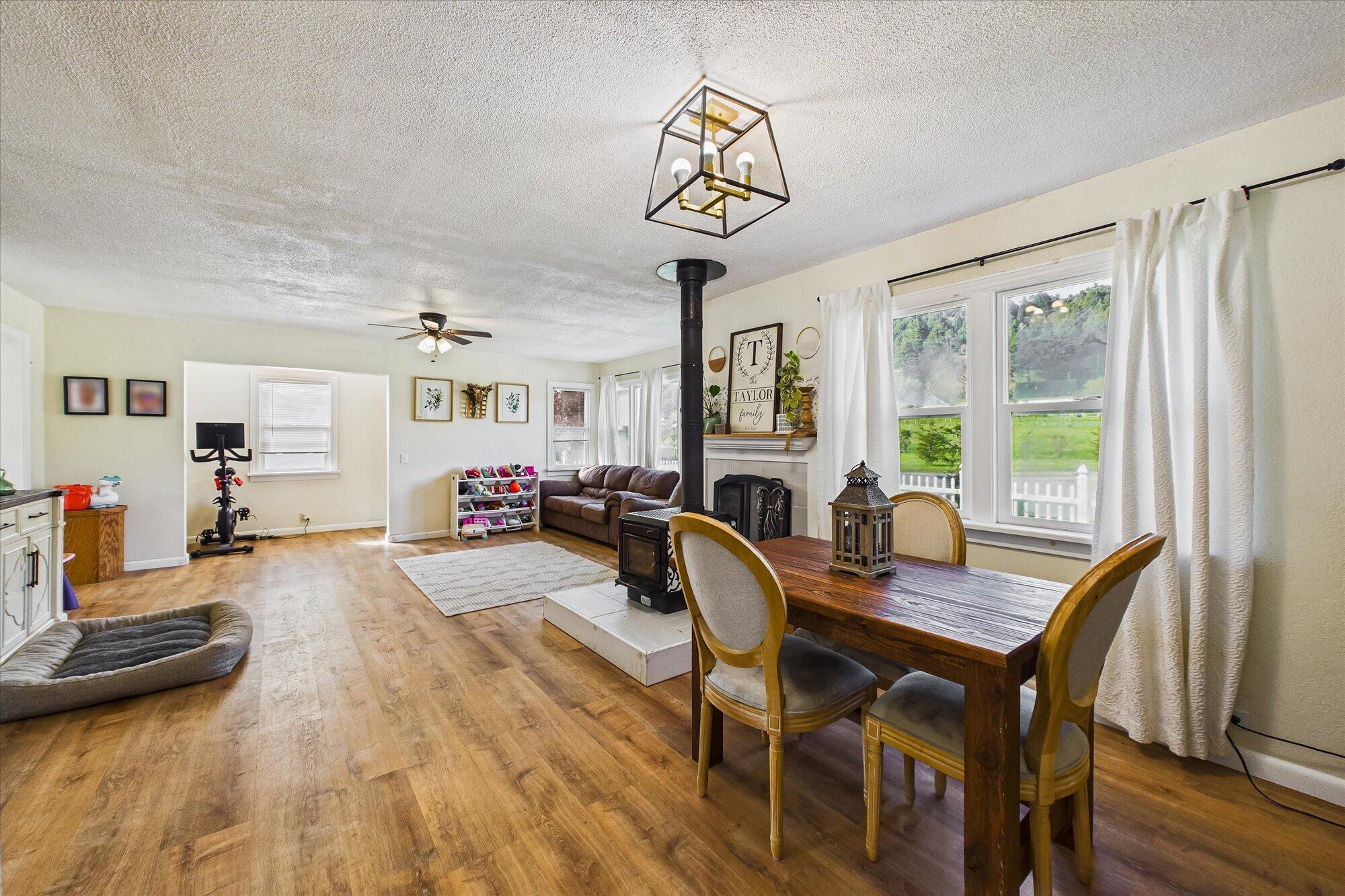 1010 Pine Street Rio Dell, CA 95562 - Photo 20 of 45