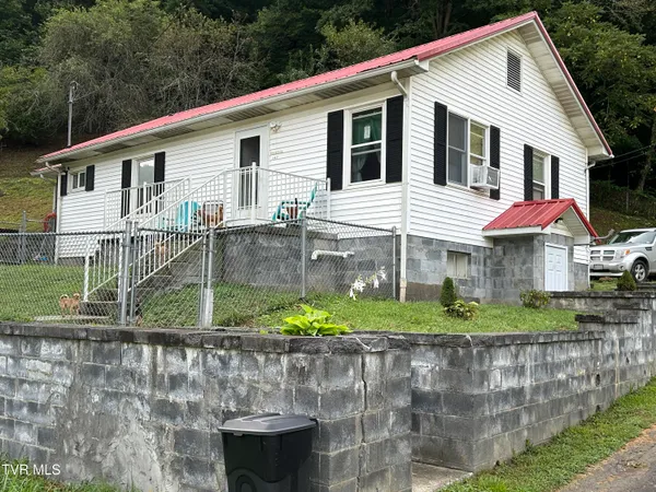 $85,000 | 147 Gilmore Street, Clinchco, VA 24226