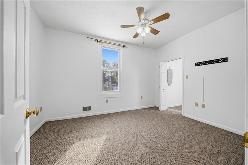 421 Kirk Avenue Pittsburgh, PA 15227 - Photo 16 of 32 Gallery Image 16