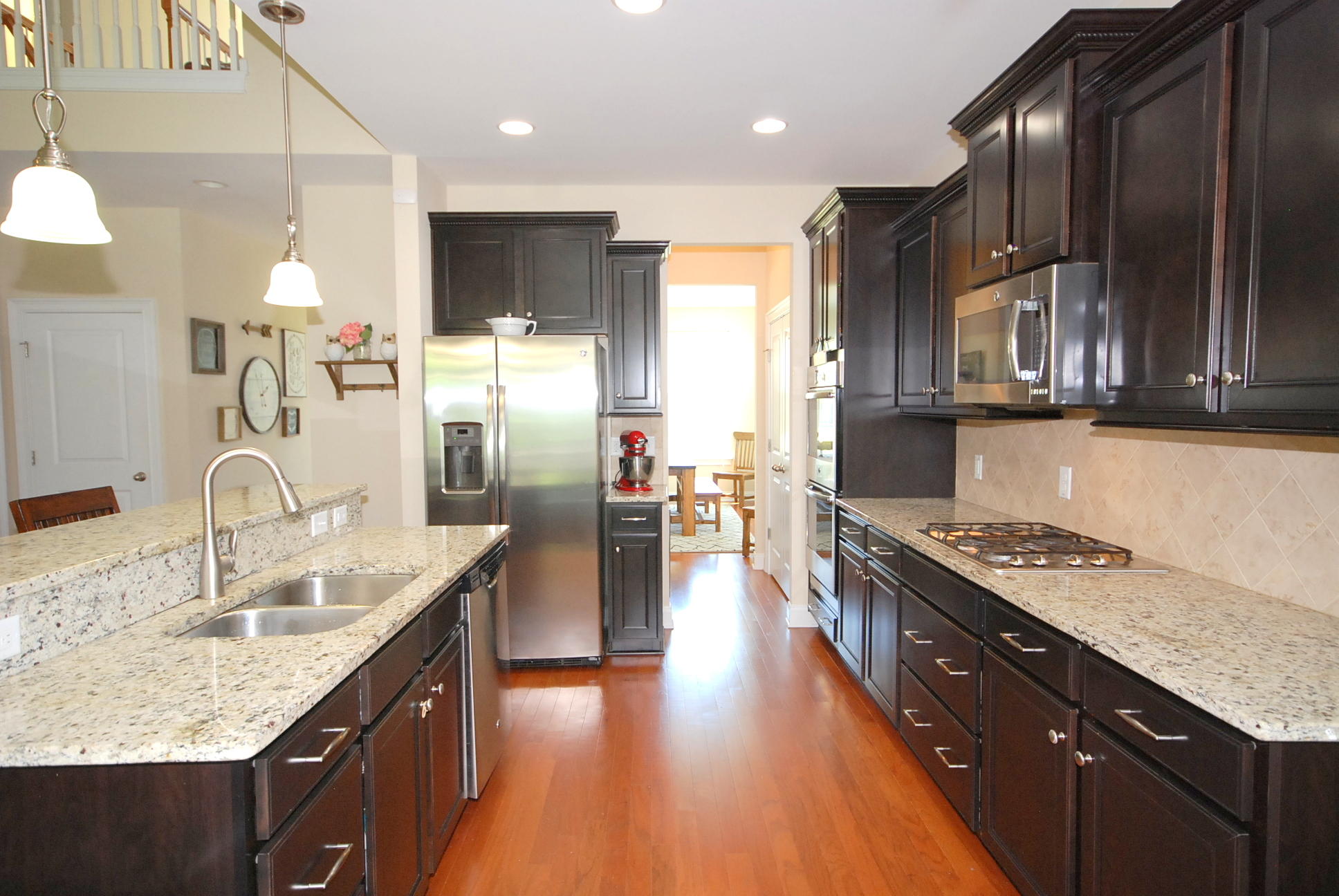 419 Spectrum Road Summerville, SC 29486 - Photo 10 of 36 DSC_7908