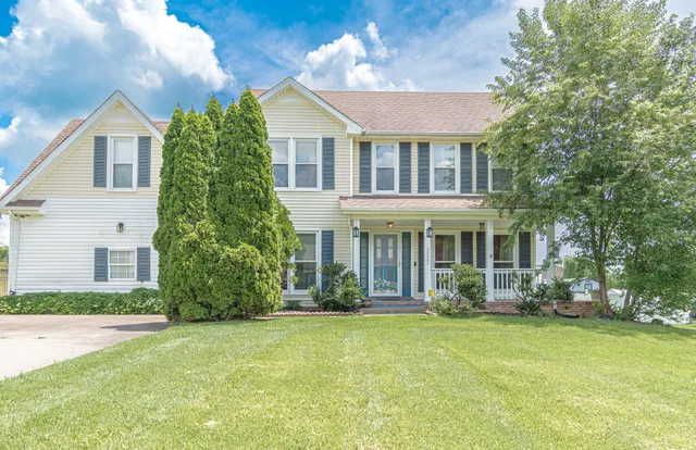 $330,000 | 3321 Greenspoint Drive, Clarksville, TN 37042