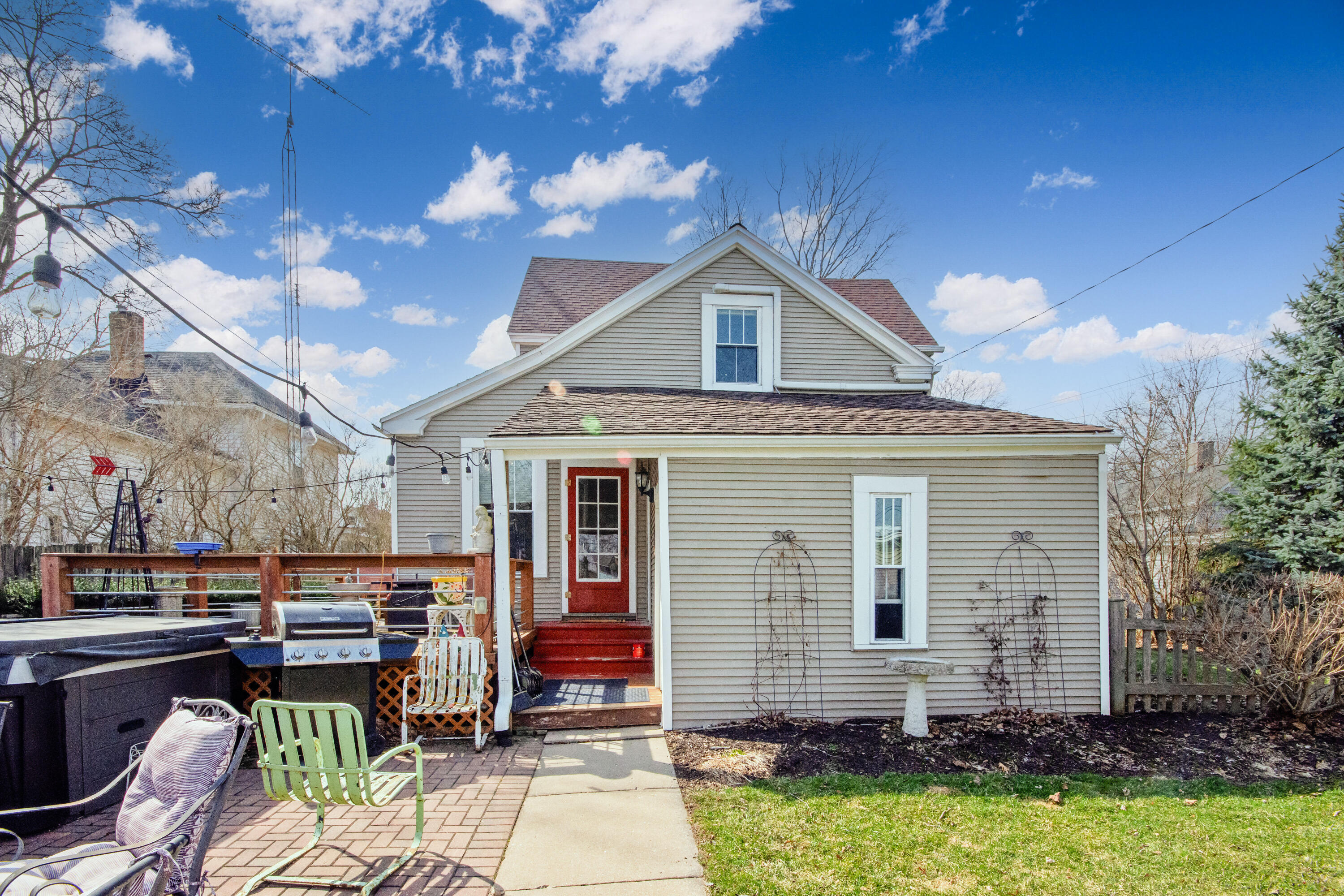 519 Madison Street Lake Geneva, WI 53147 - Photo 20 of 21 Rear Exterior