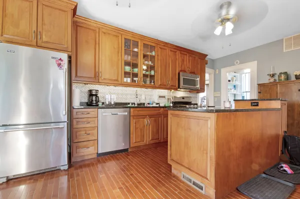 $665,000 | 519 Madison Street, Lake Geneva, WI 53147