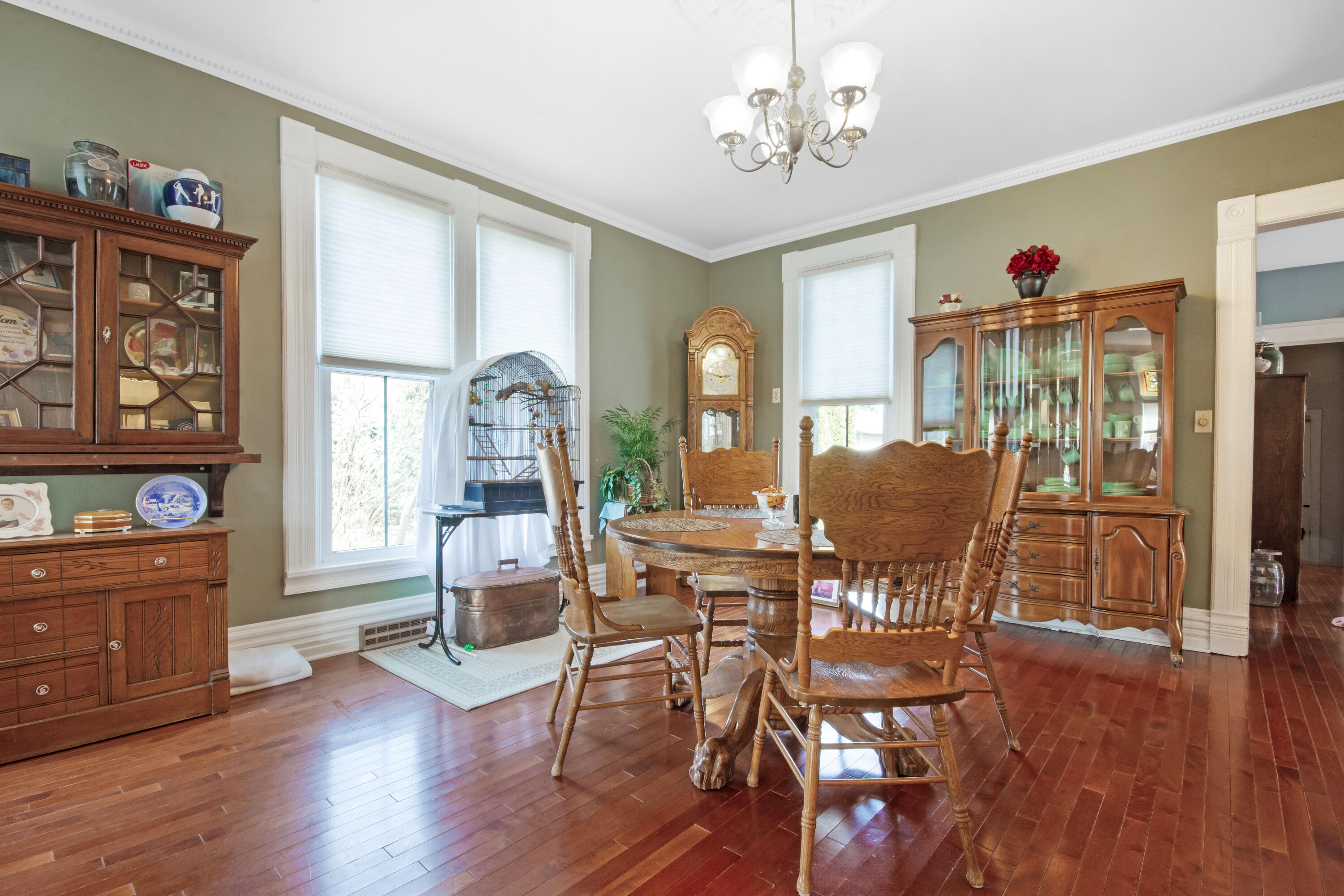 519 Madison Street Lake Geneva, WI 53147 - Photo 9 of 21 Dining Room