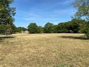 $150,000 | 401 South Gardner Street, Whitewright, TX 75491